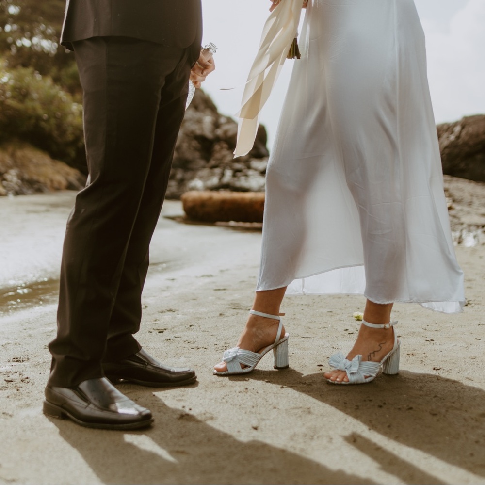 Blue satin block heel with bow